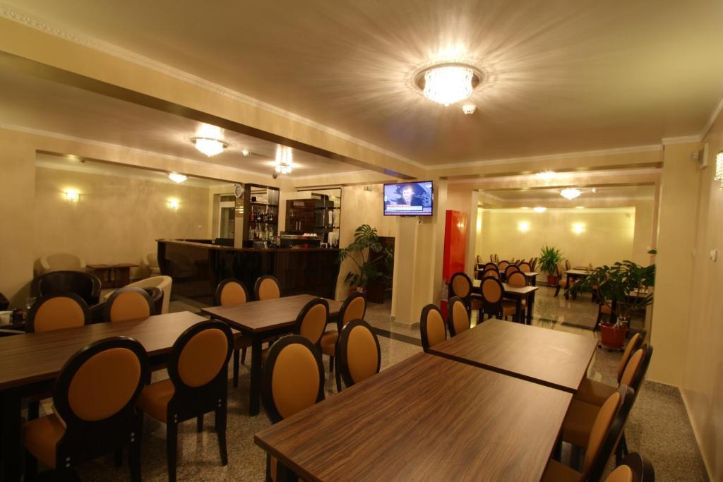 克里萨宾酒店 波亚纳布拉索夫 外观 照片